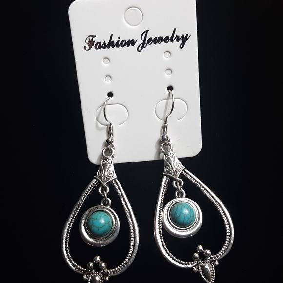 Bohemian Style Earrings - Picture 2 of 4